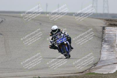 media/Nov-29-2025-TrackDaz (Sat) [[10ae2d9bce]]/B Group/Session 3 (Outside Grapevine)/